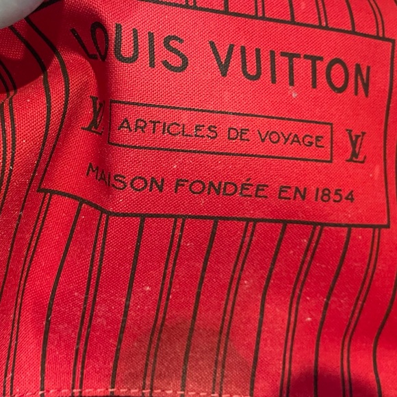 $1500 in Edmonton Louis Vuitton neverfull - Picture 6 of 11